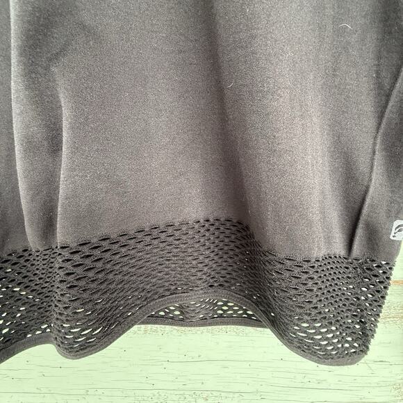 Fabletics Black Megan Seamless Pullover Hooded Activewear Mesh‎ Trim Top Medium - Picture 3 of 9